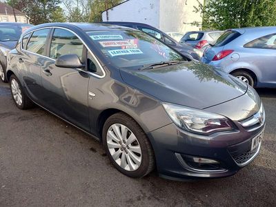 Used Vauxhall Astra Elite 115 HP (84 kW) 2013 Grey Hatchback