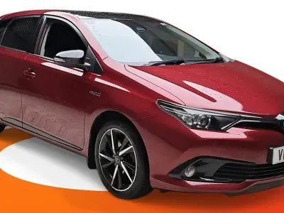 Used Toyota Auris Hybrid 136 HP (100 kW) 2017 Hatchback