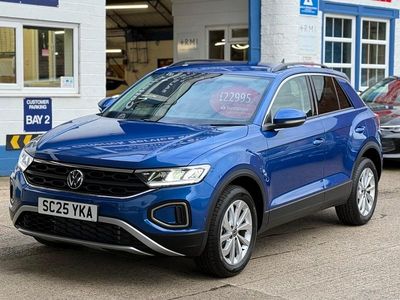 Ravenna blue metallic New 2025 VW T-Roc Match SUV | £22,995 (Fair price)