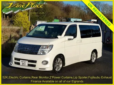 Usado Nissan Elgrand 2007 Blanco Monovolumen