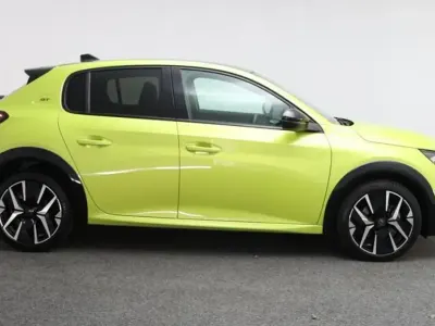 Used Peugeot 208 GT 99 HP (72 kW) 2025 Yellow Hatchback