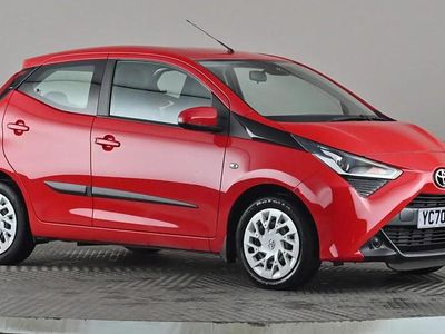 Used Toyota Aygo X-play 72 HP (52 kW) 2020 Red Hatchback