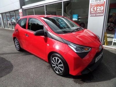 Used Toyota Aygo 72 HP (52 kW) 2019 Red Hatchback