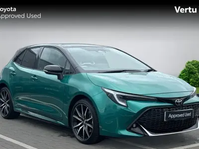 Used Toyota Corolla Sport 196 HP (144 kW) 2025 Super green bitone (metallic paint) Hatchback