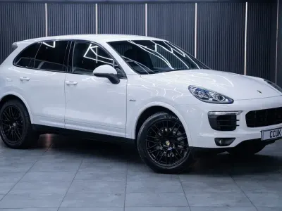 Used Porsche Cayenne Platinum Edition 262 HP (192 kW) 2017 White SUV