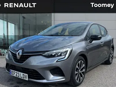 Used Renault Clio Evolution 90 HP (66 kW) 2023 Grey Hatchback