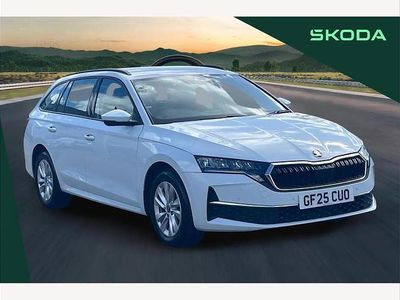 Used Skoda Octavia SE Technology 116 HP (85 kW) 2025 White Estate