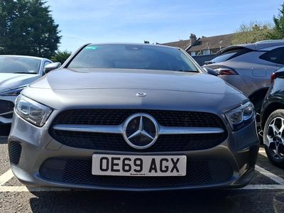 Begagnad Mercedes A200 163 HK (119 kW) 2019 Grå Sedan
