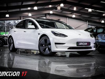 White Used 2021 Tesla Model 3 Standard Range Sedan | £15,488 (Fair price)
