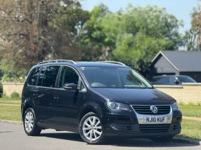 Used VW Touran Match 90 HP (66 kW) 2010 Black MPV
