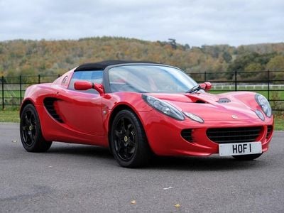 Red Used 2010 Lotus Elise Cabriolet | £22,900 (Good price)