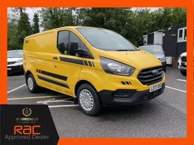 Used Ford Transit Custom 130 HP (95 kW) 2022 Yellow Van