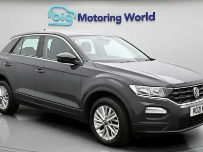 Usado VW T-Roc S 110 HP (80 kW) 2021 Cinzento SUV