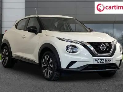 Usado Nissan Juke Acenta 117 HP (86 kW) 2022 Branco SUV