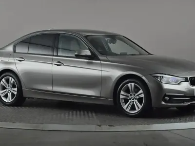 Begagnad BMW 320 Sport Line 190 HK (139 kW) 2016 Silver Sedan