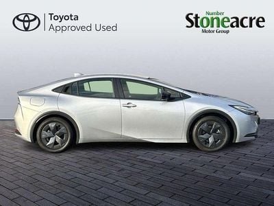 Usado Toyota Prius Design 220 HP (161 kW) 2025 Cinzento Citadino