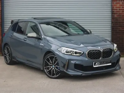 Käytetty BMW M135 Comfort Edition 2021 Harmaa Viistoperä