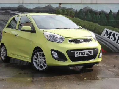 Used Kia Picanto 85 HP (62 kW) 2013 Green Hatchback