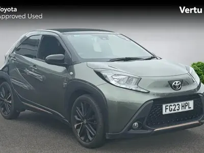 Used Toyota Aygo X Edition 72 HP (52 kW) 2023 Green SUV