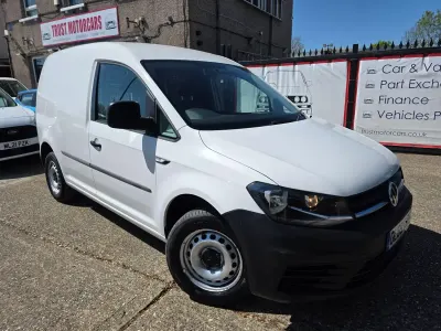 Begagnad VW Caddy Startline 102 HK (75 kW) 2019 Vit Minibuss