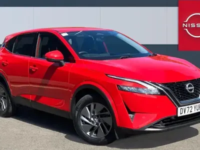 Used Nissan Qashqai Acenta Premium 140 HP (102 kW) 2022 Red SUV