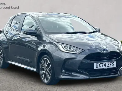 Used Toyota Yaris 116 HP (85 kW) 2024 Decuma grey Hatchback