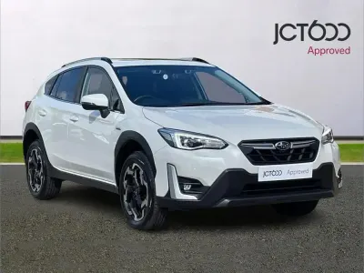 Używany Subaru XV Premium 147 KM (108 kW) 2023 Biały SUV