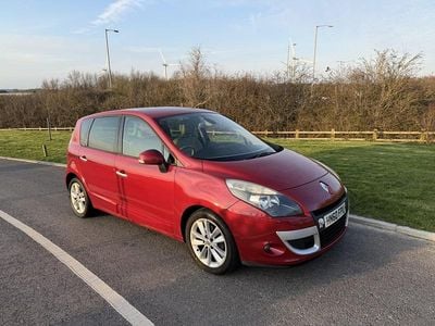 Used Renault Scénic III Privilege 2010 Red MPV