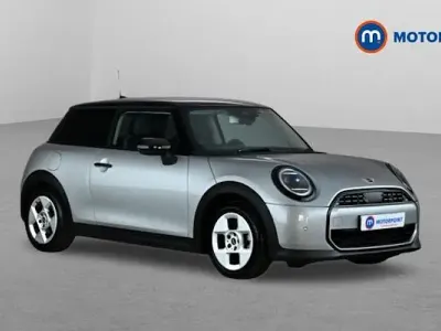 Used Mini Cooper Classic 156 HP (114 kW) 2024 Silver Hatchback