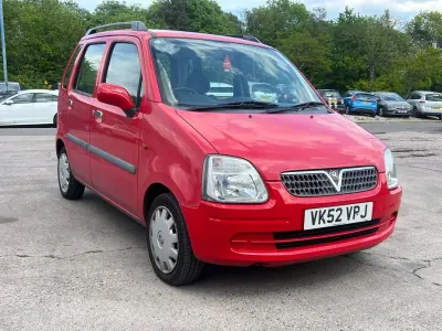 Usado Vauxhall Agila Club 75 CV (55 kW) 2002 Rojo Monovolumen