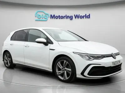 Used VW Golf VIII R-line 150 HP (110 kW) 2023 White Hatchback