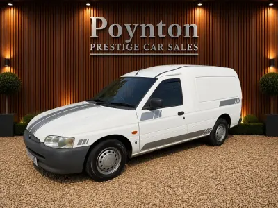Used Ford Escort 2001 White Van
