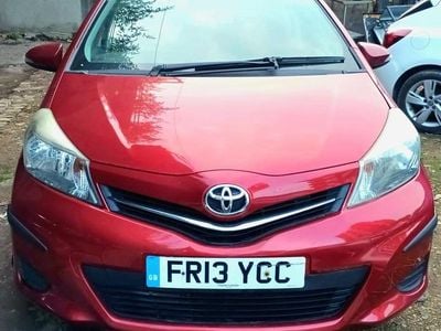 Red Used 2013 Toyota Yaris Hatchback | £2,499 (Super price)