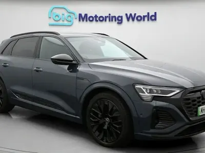 Used Audi Q8 e-tron Black Edition 300 kW (408 HP) 2023 Blue SUV