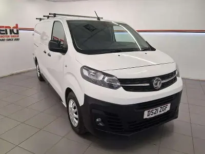 Used Vauxhall Vivaro S 100 HP (73 kW) 2021 White MPV