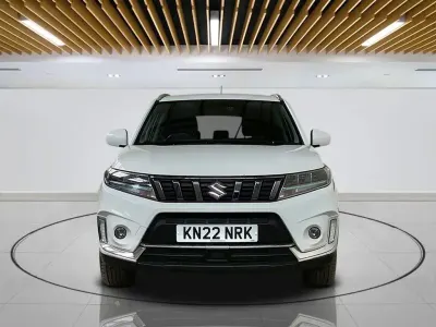 Used Suzuki Vitara SZ-T 129 HP (94 kW) 2022 White SUV
