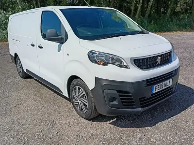 Used Peugeot Expert 2019 White Van