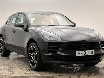 Used Porsche Macan 245 HP (180 kW) 2019 Black SUV