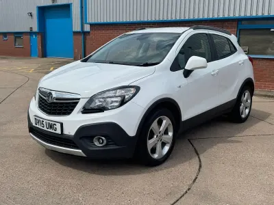 Used Vauxhall Mokka 130 HP (95 kW) 2015 White SUV