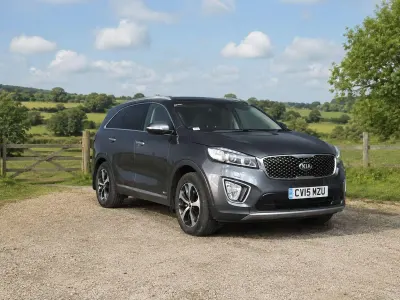 Used Kia Sorento 200 HP (147 kW) 2015 Grey SUV