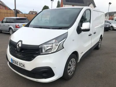Used Renault Trafic Business 2015 White MPV