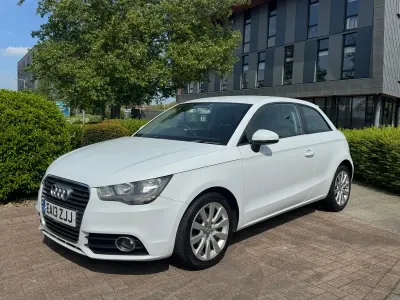 Begagnad Audi A1 Sport 86 HK (63 kW) 2013 Vit Halvkombi
