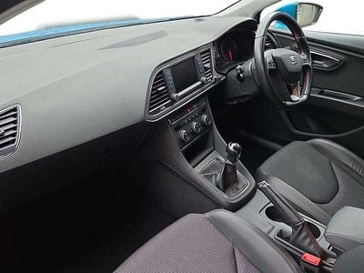 Used Seat Leon FR 125 HP (91 kW) 2016 Blue Estate