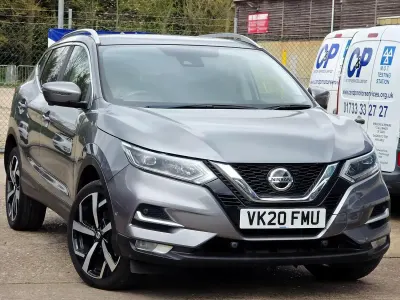 Używany Nissan Qashqai S 160 KM (117 kW) 2020 Szary SUV