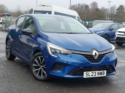 Used Renault Clio V Evolution 90 HP (66 kW) 2023 Blue Hatchback