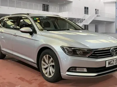 Used VW Passat S 150 HP (110 kW) 2019 Reflex silver Estate