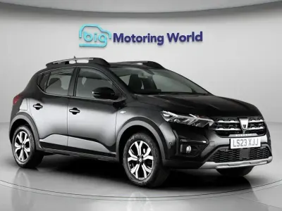 Usado Dacia Sandero Prestige 90 CV (66 kW) 2023 Negro Utilitario