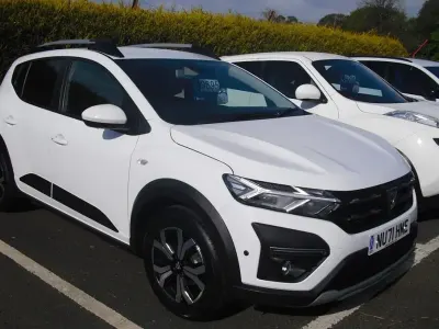Used Dacia Sandero Prestige 90 HP (66 kW) 2021 White Hatchback