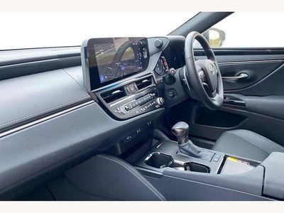 Used Lexus ES300H 218 HP (160 kW) 2025 Blue Sedan
