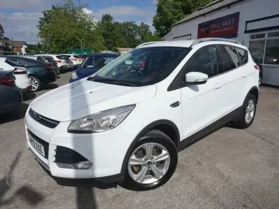 Used Ford Kuga Zetec 150 HP (110 kW) 2015 White SUV